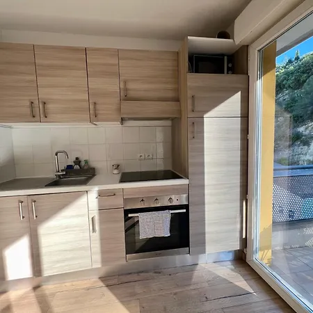 Magnificent Renovated Apartment, 2 Of 45 M2, Close Tothe Sea, Floor, Terrace Appartamento