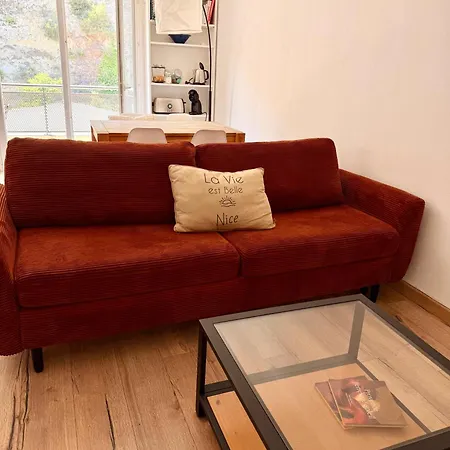 Apartamento Magnificent Renovated Apartment, 2 Of 45 M2, Close Tothe Sea, Floor, Terrace