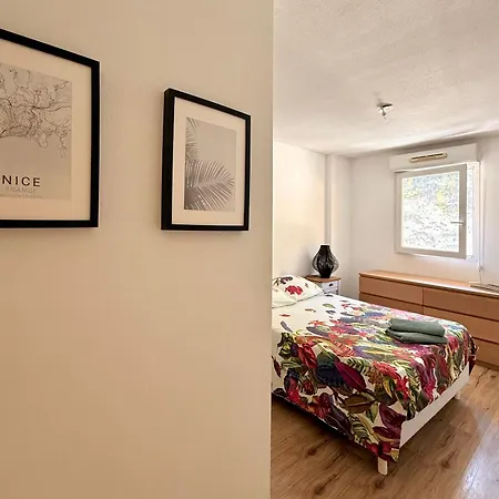 Magnificent Renovated Apartment, 2 Of 45 M2, Close Tothe Sea, Floor, Terrace